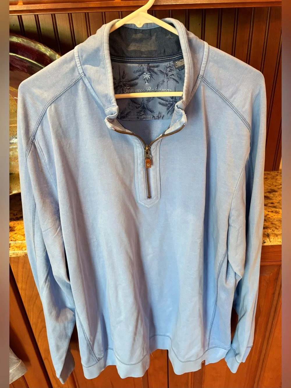 Tommy Bahama‎ men’s quarter zip pullover. Sharp blue with logo. XL